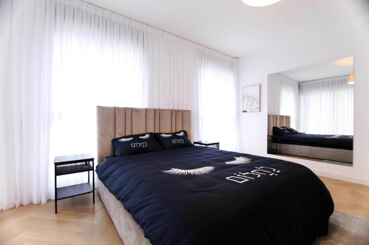 Mini Penthouse Near The Beach Netanja Buitenkant foto